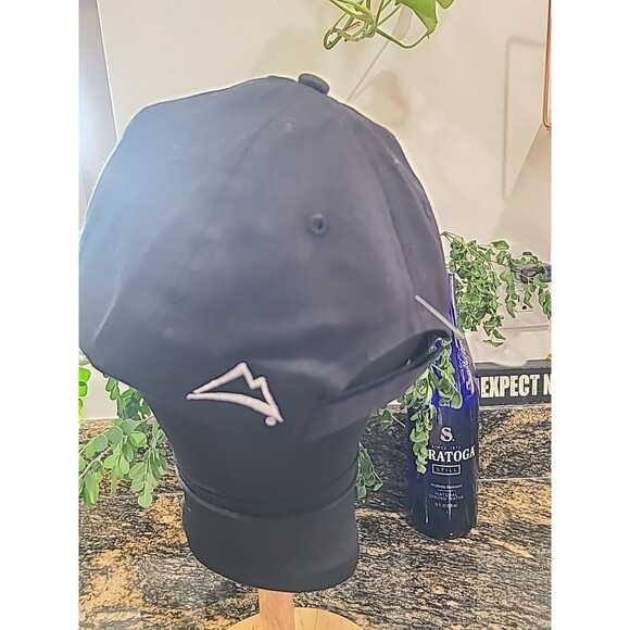 Coors Light Hat Cap Strap Back Black Embroidered Beer Logo Casual Mens NWT - Picture 3 of 6